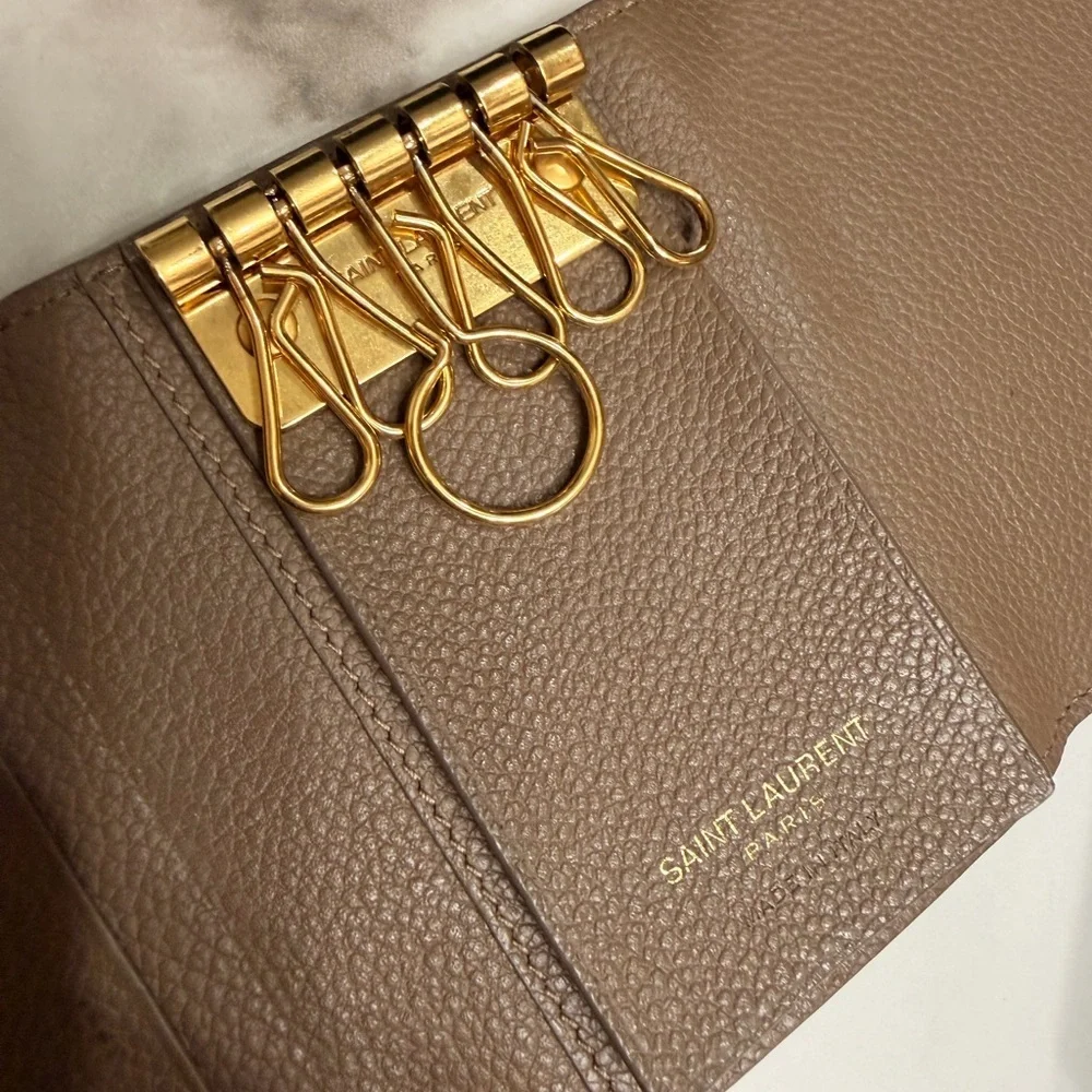 SAINT LAURENT Grained Calfskin Monogram Key Case YSL beige w/COA